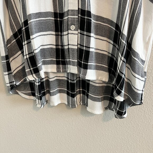 BLL Collection Plaid Bella Sleeveless Shirt - Sz XL (NWT) - Picture 3 of 6